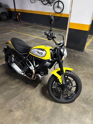 DUCATI SCRAMBLER ICON 
